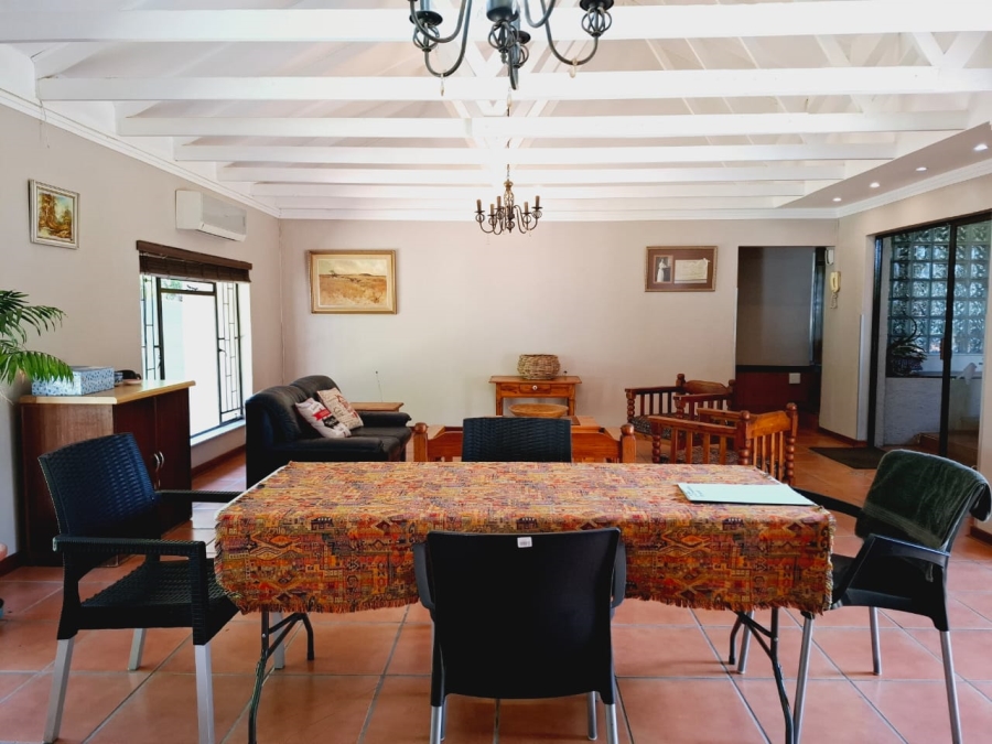 4 Bedroom Property for Sale in Pellissier Free State